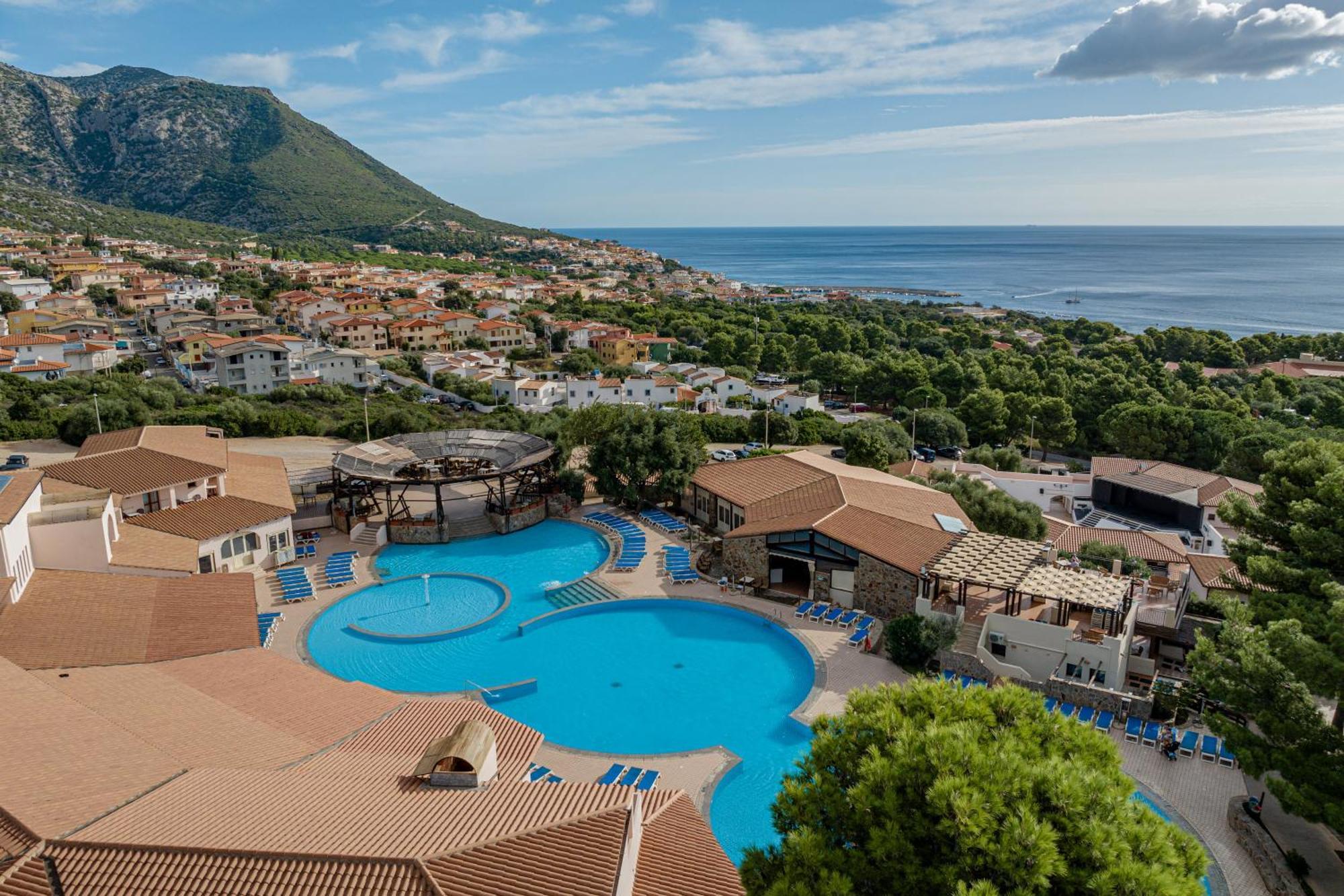 Club Esse Cala Gonone Hotel Luaran gambar